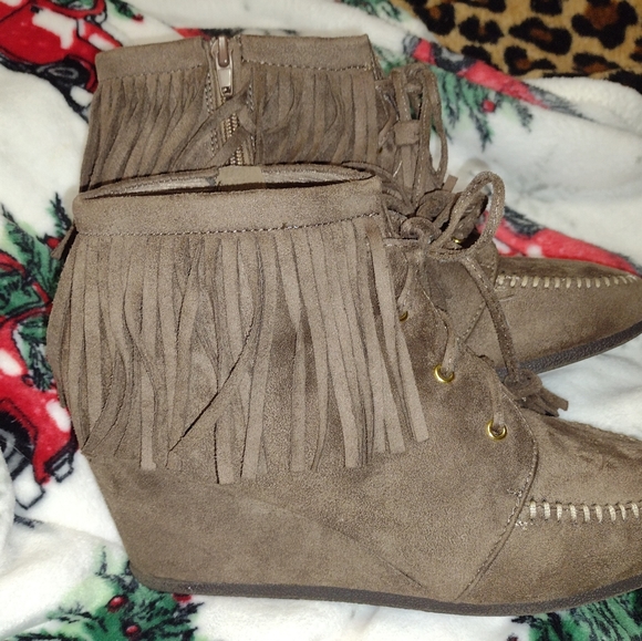 Maurice 2in heel booties 8.5 - Picture 2 of 7